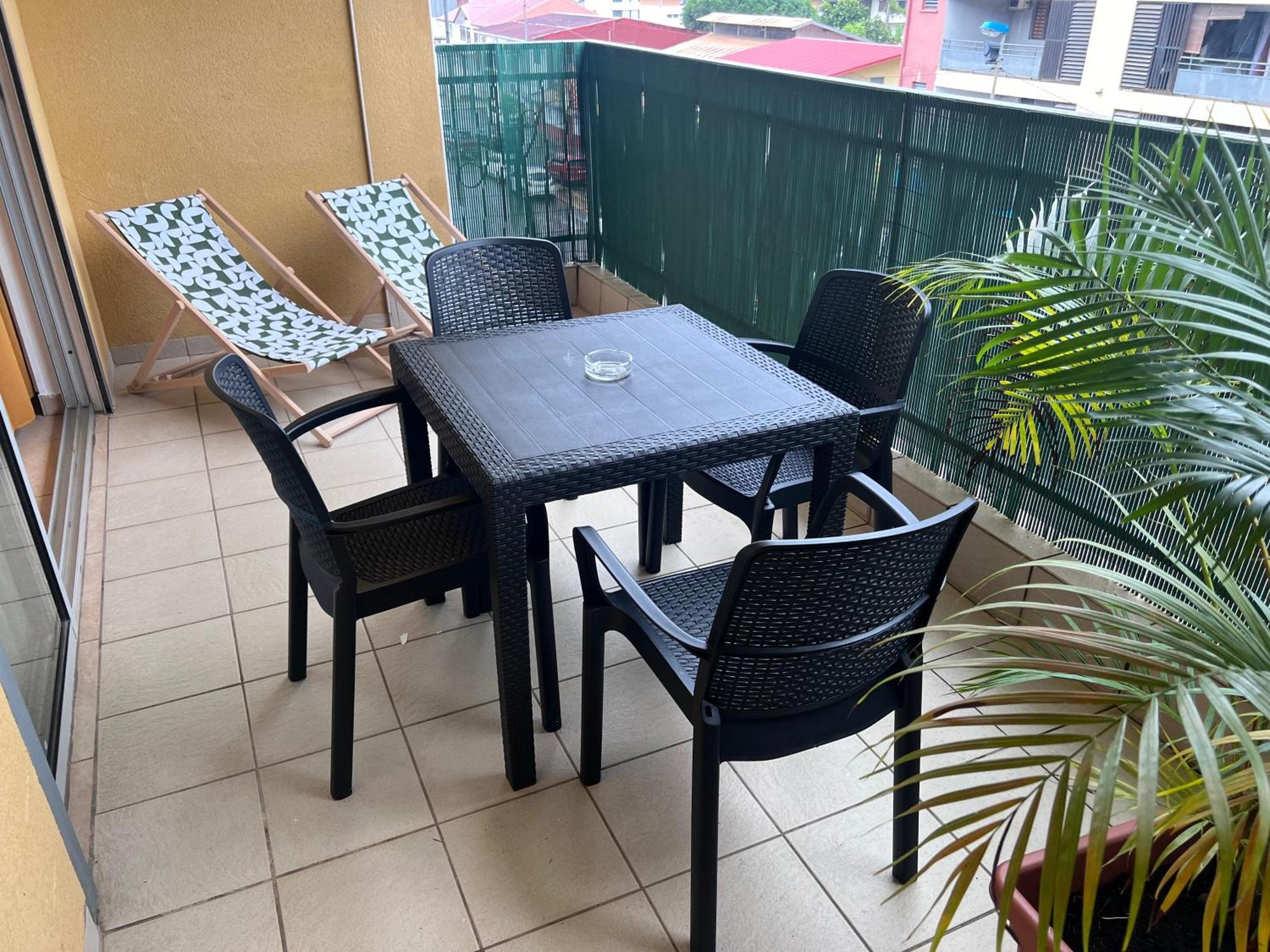 Le Perchoir Apartment กาแยน ภายนอก รูปภาพ